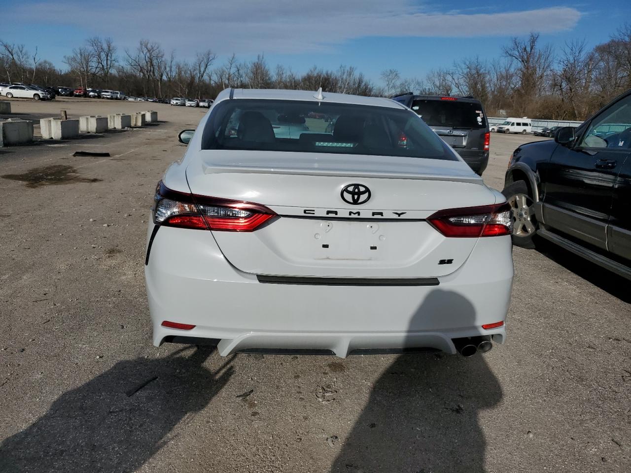 2022 TOYOTA CAMRY SE VIN:4T1G11AKXNU022813