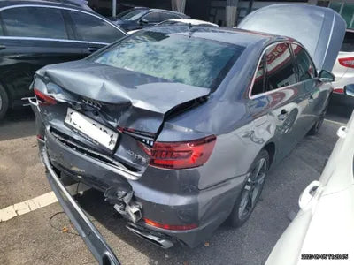 2019 Audi A4 WAUZZZF43KN022413 VIN:WAUZZZF43KN022413