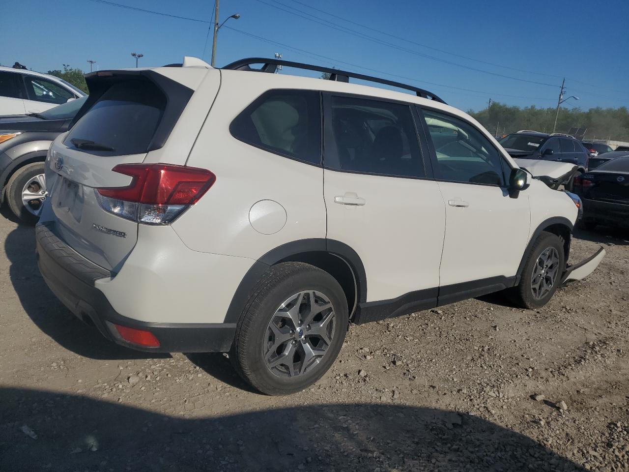 2022 SUBARU FORESTER PREMIUM VIN:JF2SKAEC6NH481670