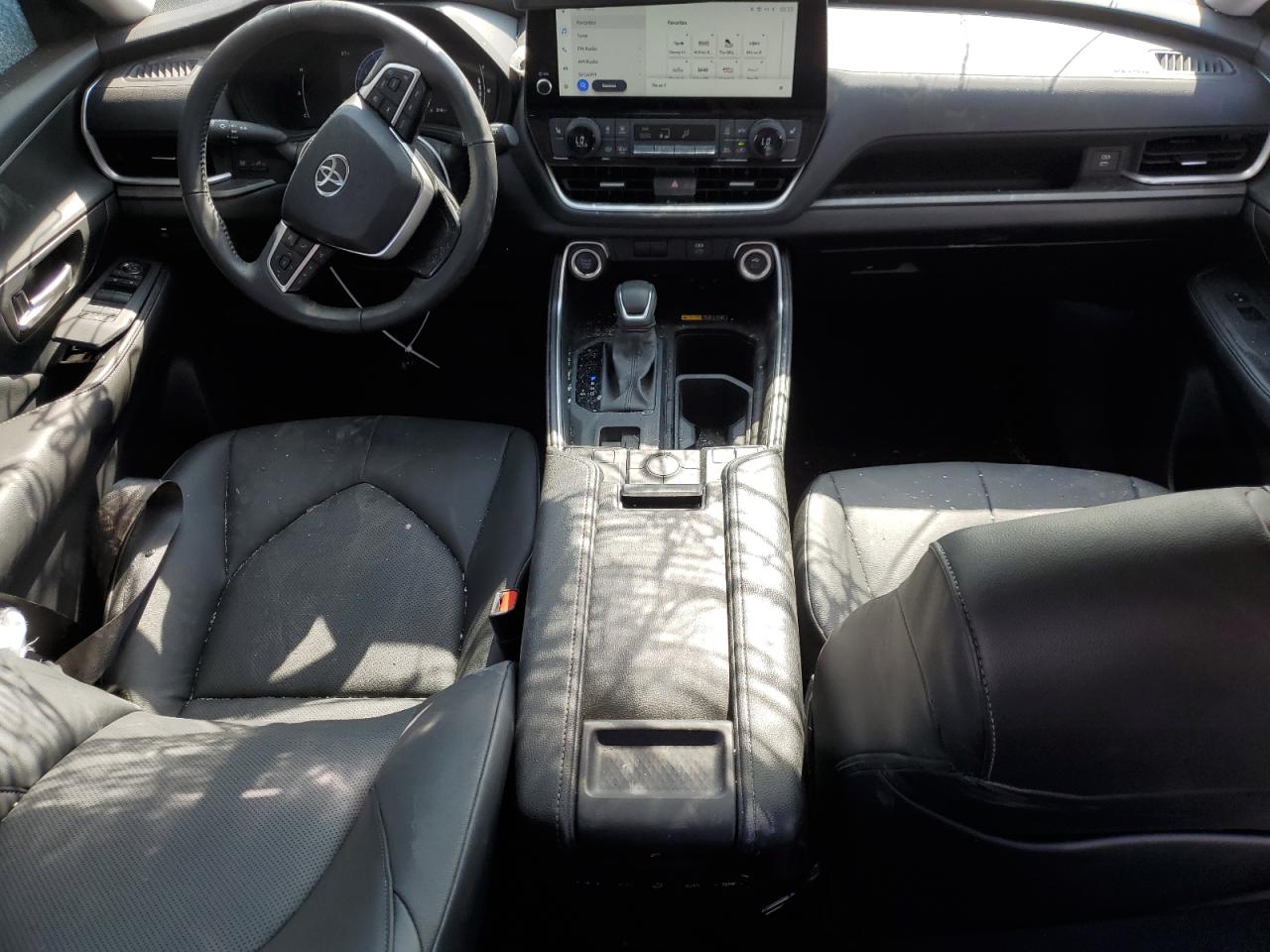 2024 TOYOTA GRAND HIGHLANDER XLE VIN:5TDAAAB5XRS025336