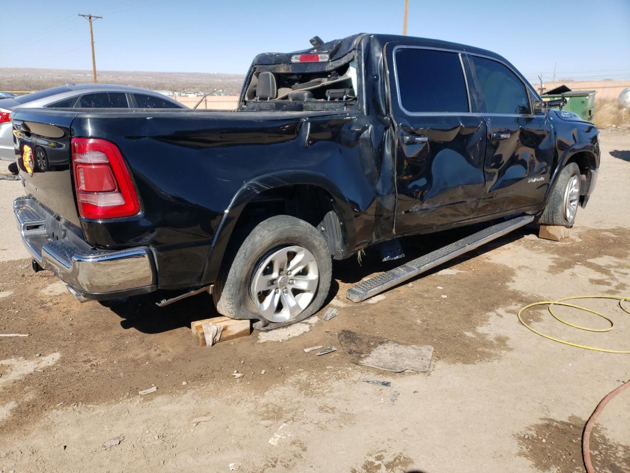 2022 RAM 1500 LARAMIE VIN:1C6RREJT5NN304400