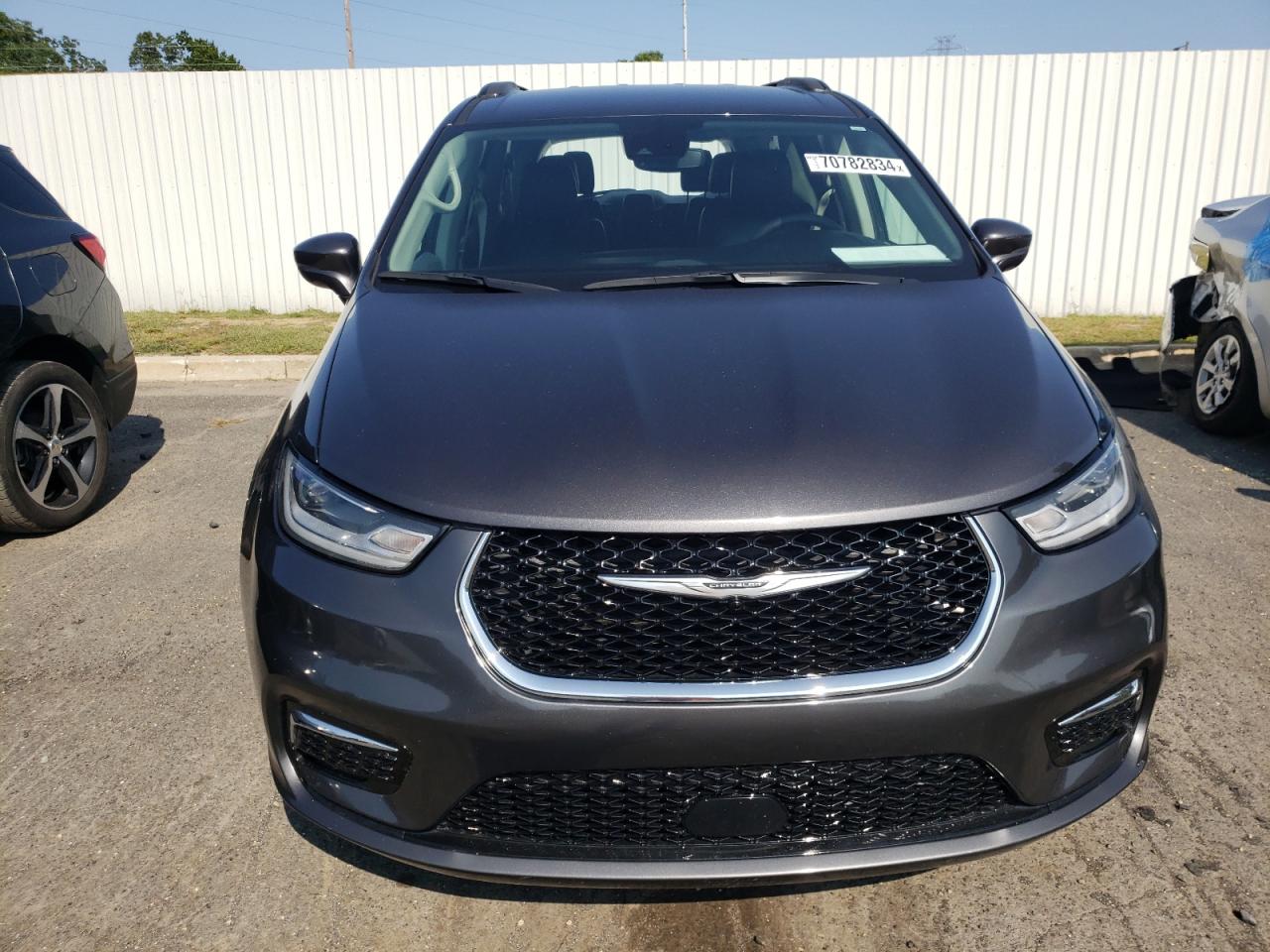 2022 CHRYSLER PACIFICA TOURING L VIN:2C4RC1BG0NR122143