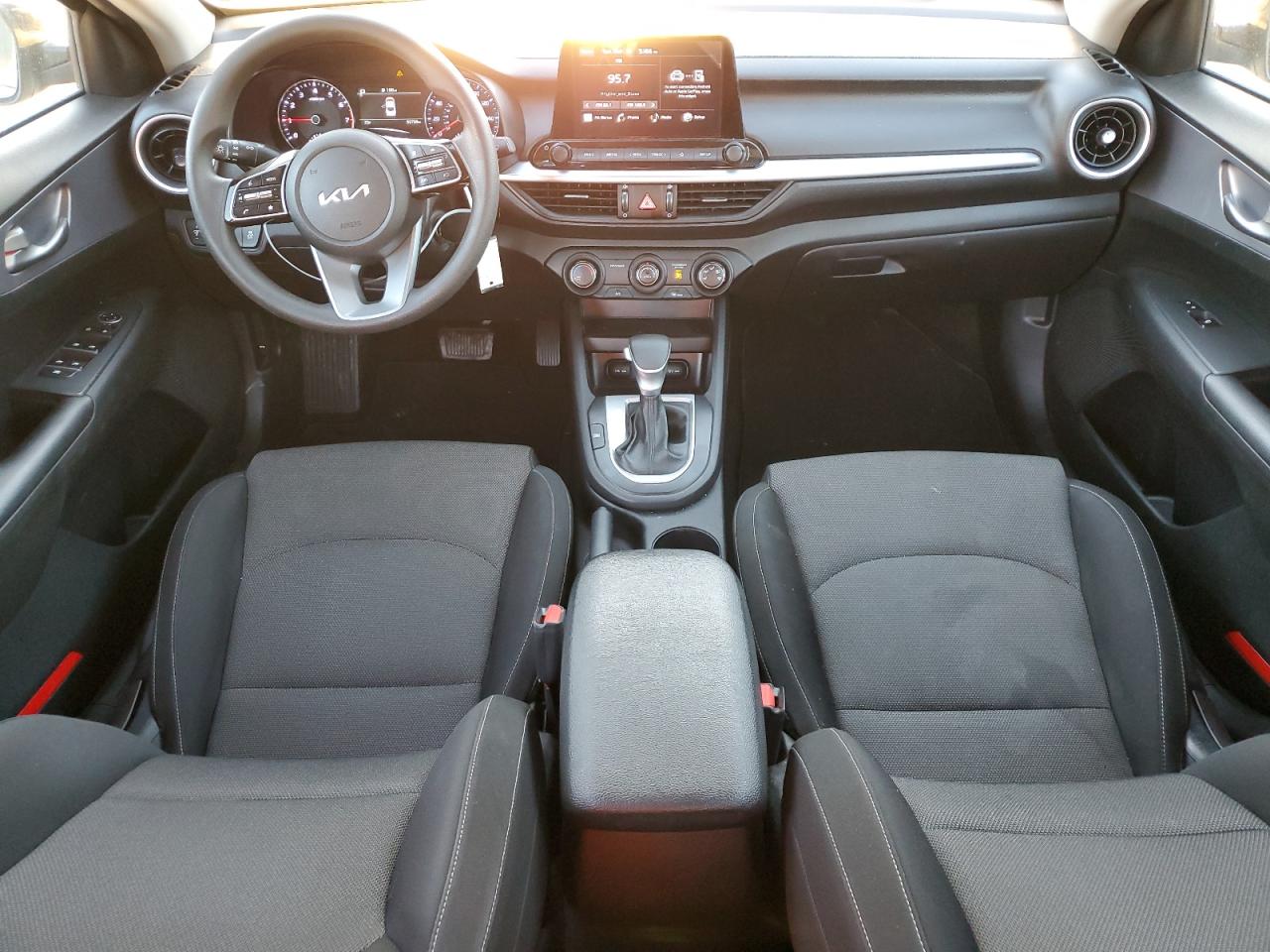 2022 KIA FORTE FE VIN:3KPF24AD9NE449480