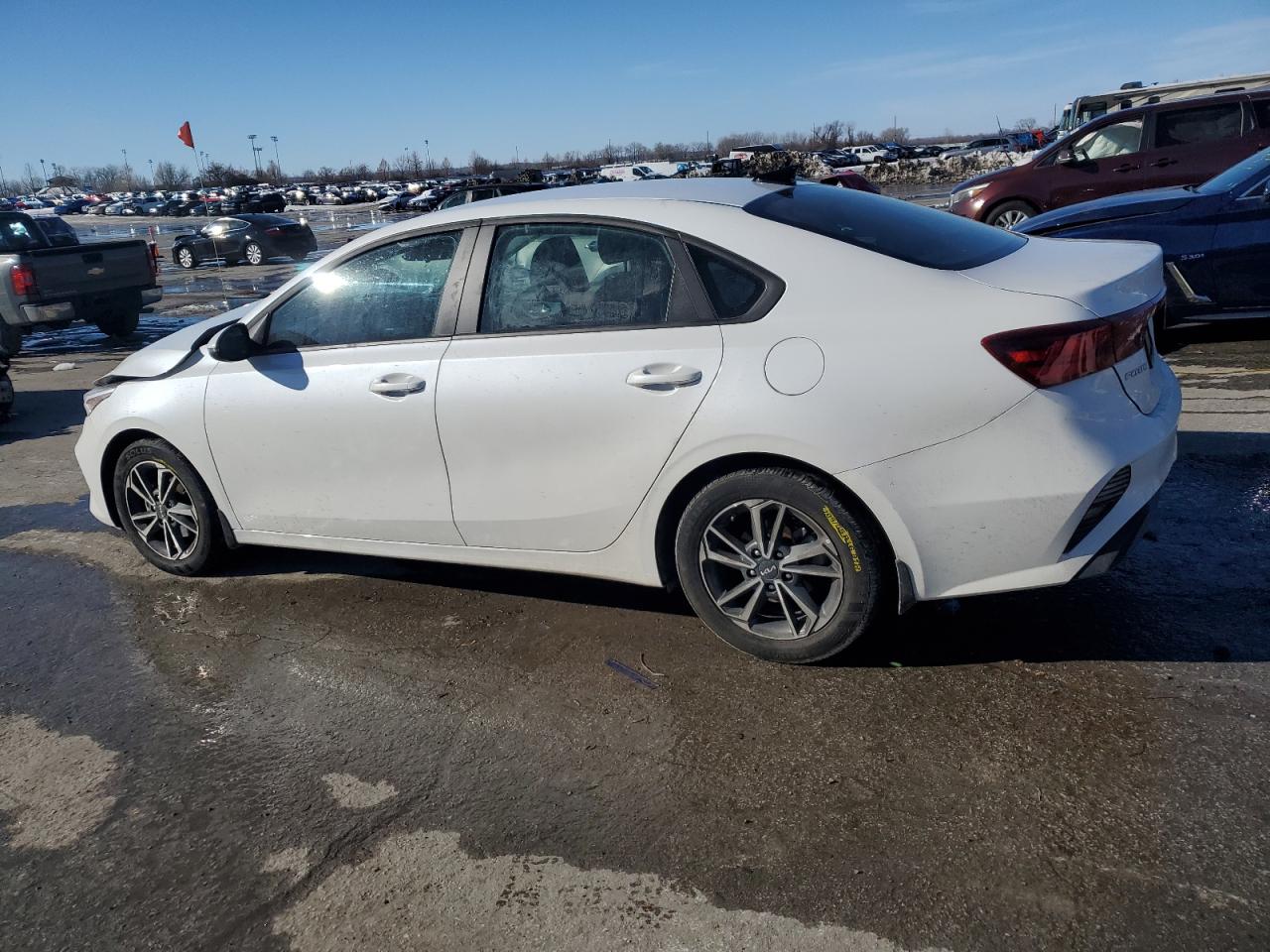 2023 KIA FORTE LX VIN:3KPF24AD1PE637980