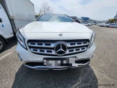 2019 Mercedes-Benz GLA 220 VIN: