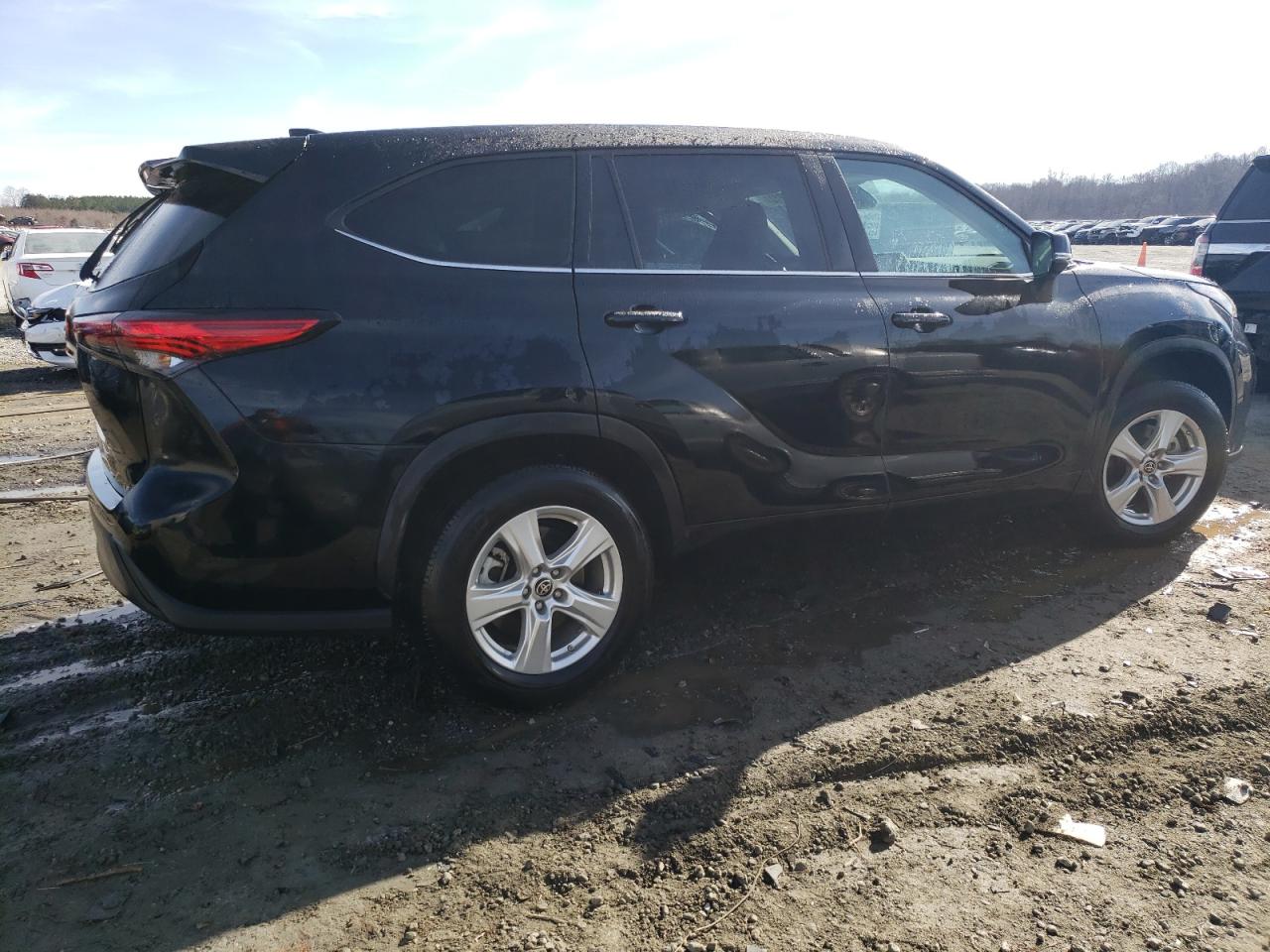 2022 TOYOTA HIGHLANDER L VIN:5TDZZRAH8NS552078