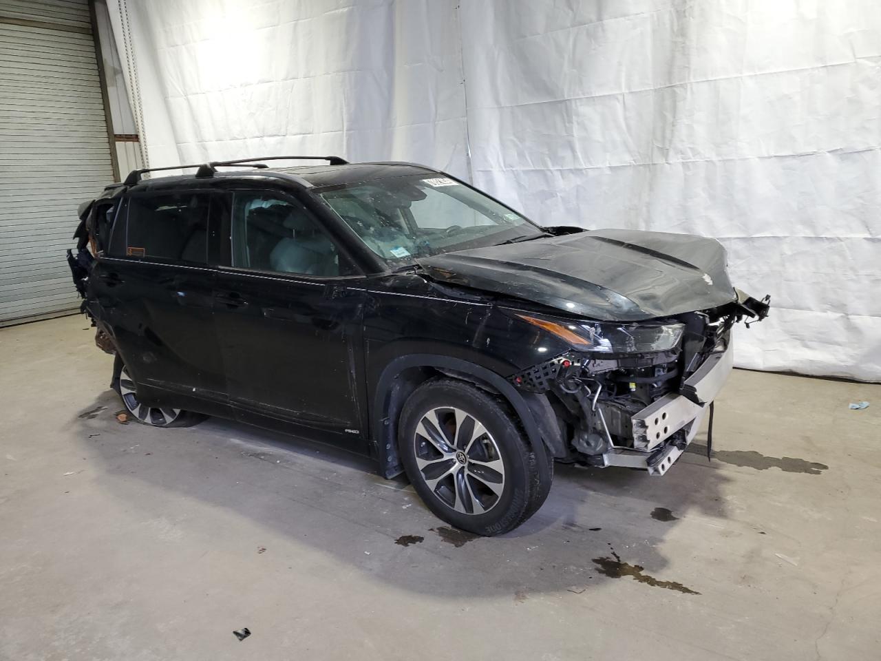 2022 TOYOTA HIGHLANDER HYBRID XLE VIN:5TDGBRCH7NS555742