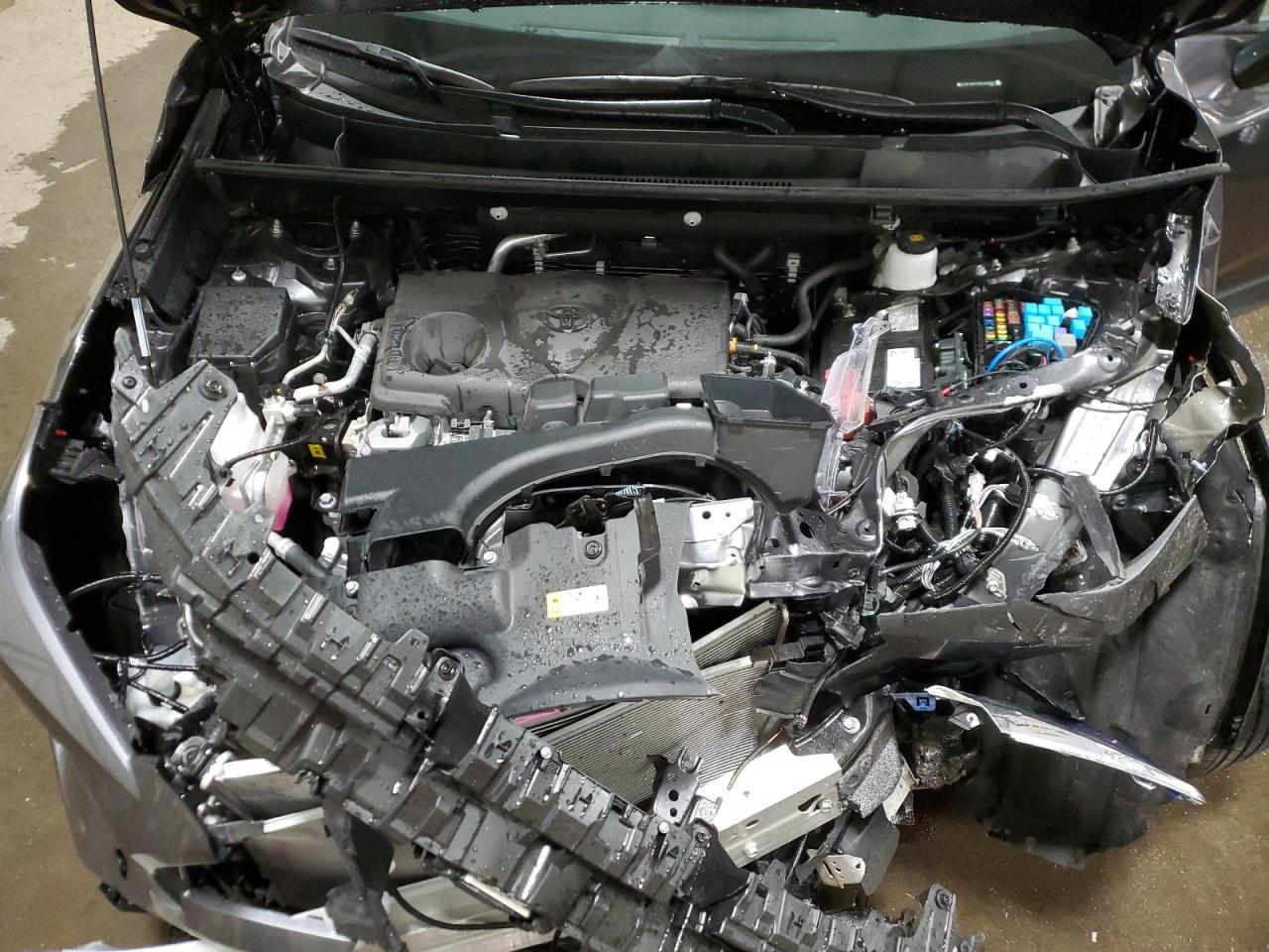 2024 TOYOTA RAV4 XLE VIN:2T3P1RFV1RC468204