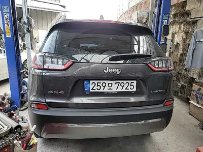 2021 Jeep Cherokee 1C4PJMDB7MD226811 VIN:1C4PJMDB7MD226811