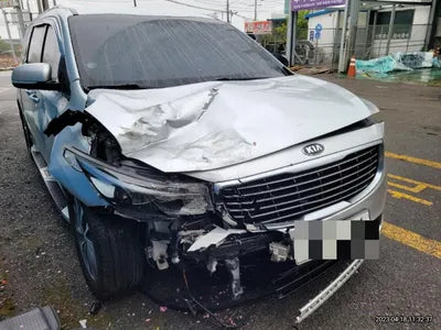 2015 Kia Carnival VIN: