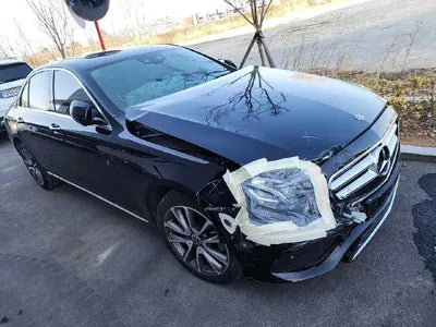 2019 Mercedes-Benz E 300 VIN: