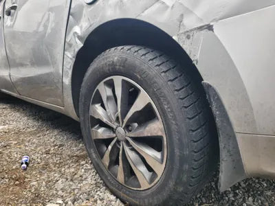 2017 Kia Carnival VIN: