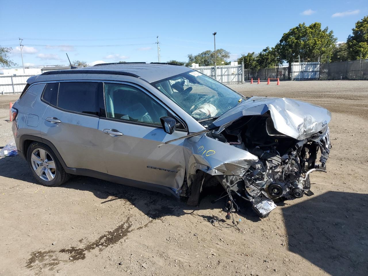 2022 JEEP COMPASS LATITUDE VIN:3C4NJCBB2NT137809