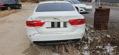 2019 Jaguar XE VIN: