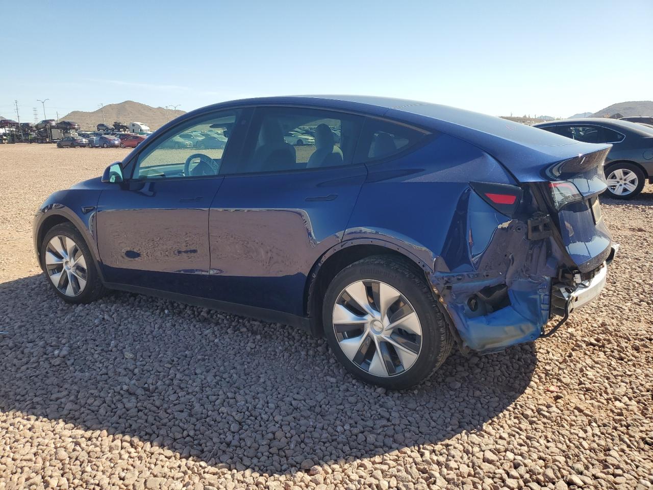2022 TESLA MODEL Y  VIN:7SAYGDEE0NF468915