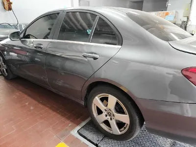 2017 Mercedes-Benz C 200 VIN: