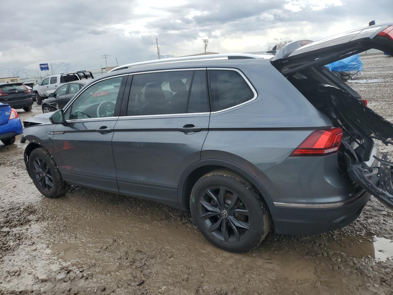 2024 VOLKSWAGEN TIGUAN SE VIN:3VVMB7AX5RM039615
