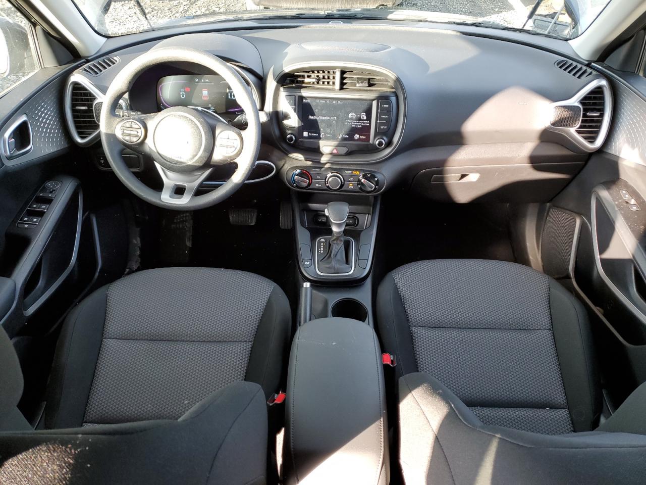 2024 KIA SOUL LX VIN:KNDJ23AU9R7237902