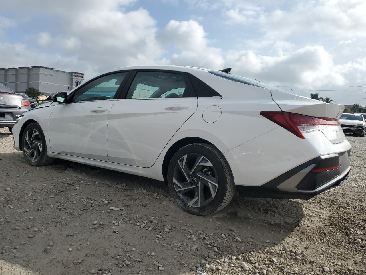 2024 HYUNDAI ELANTRA LIMITED VIN:KMHLP4DG5RU822186