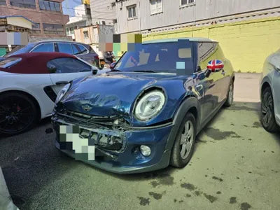 2016 MINI Cooper VIN: