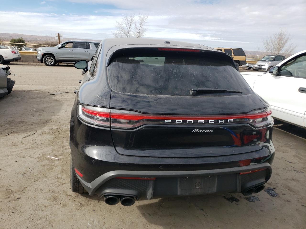 2022 PORSCHE MACAN  VIN:WP1AA2A51NLB09854