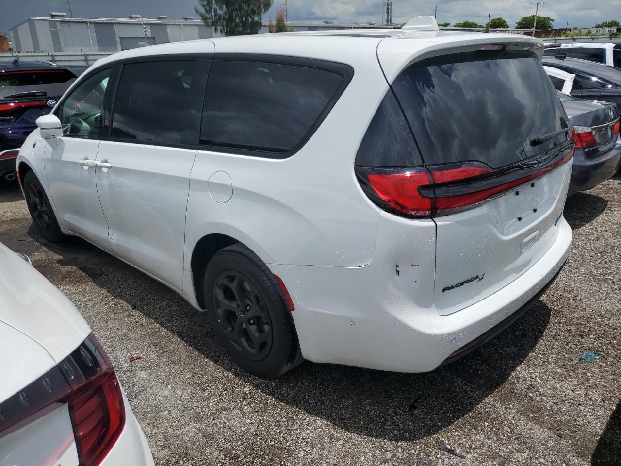 2022 CHRYSLER PACIFICA HYBRID LIMITED VIN:2C4RC1S75NR231794