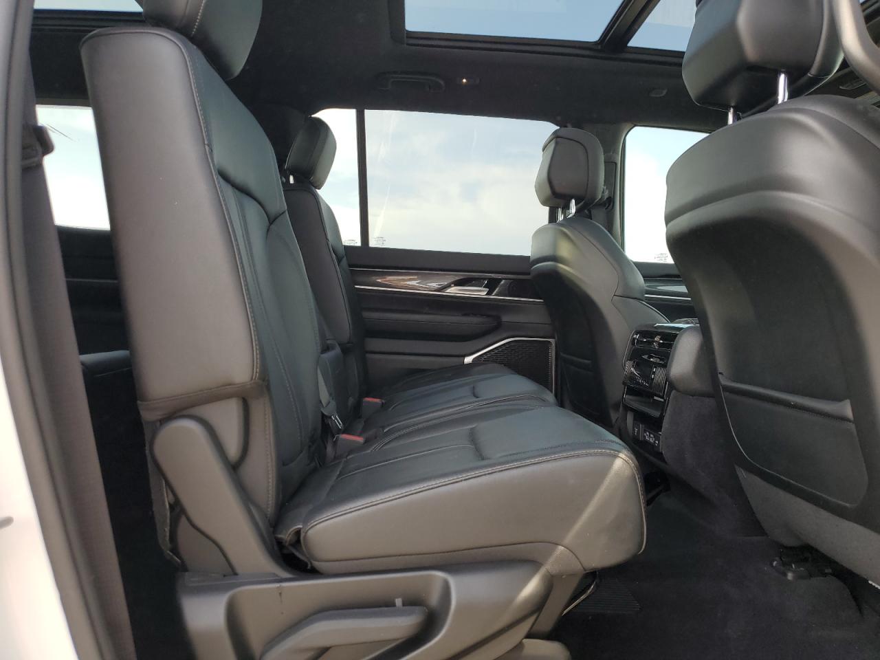 2024 JEEP WAGONEER SERIES I VIN:1C4SJUAPXRS115733