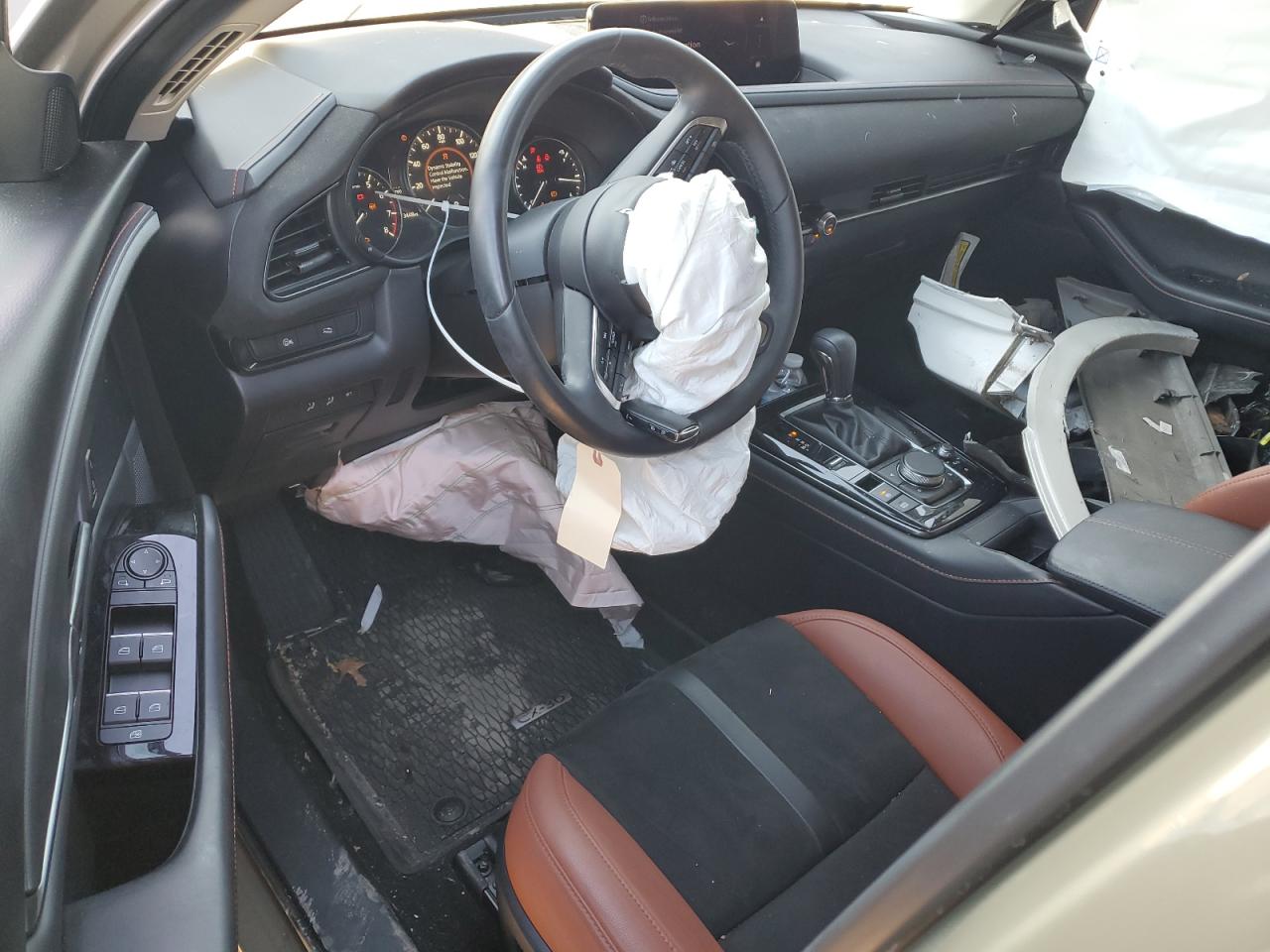 2024 MAZDA CX-30 CARBON TURBO VIN:3MVDMBXY5RM644311