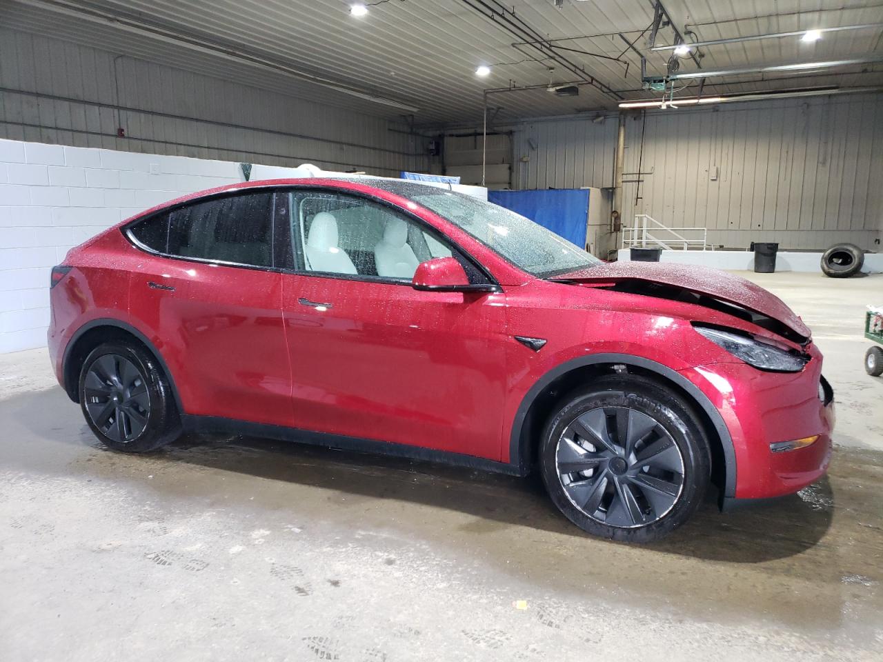 2024 TESLA MODEL Y  VIN:7SAYGAEE2RF121249