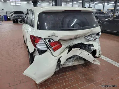 2018 Mercedes-Benz B 200 VIN: