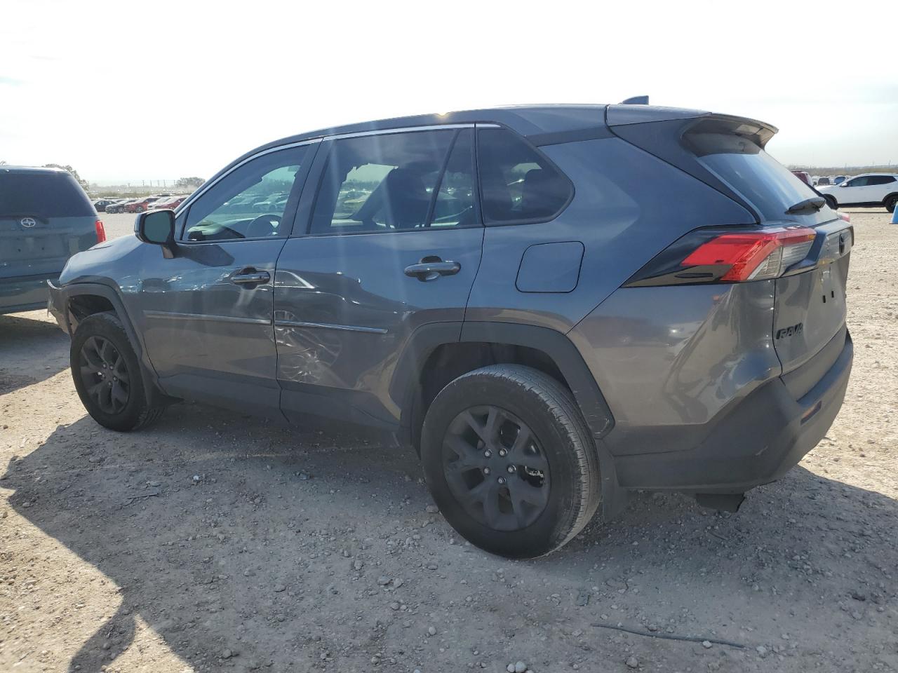 2024 TOYOTA RAV4 LE VIN:2T3F1RFV8RC472620