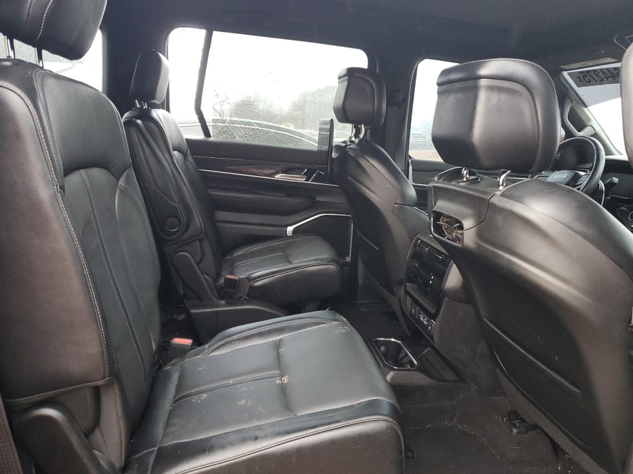 2022 JEEP WAGONEER SERIES II VIN:1C4SJVBT6NS104613