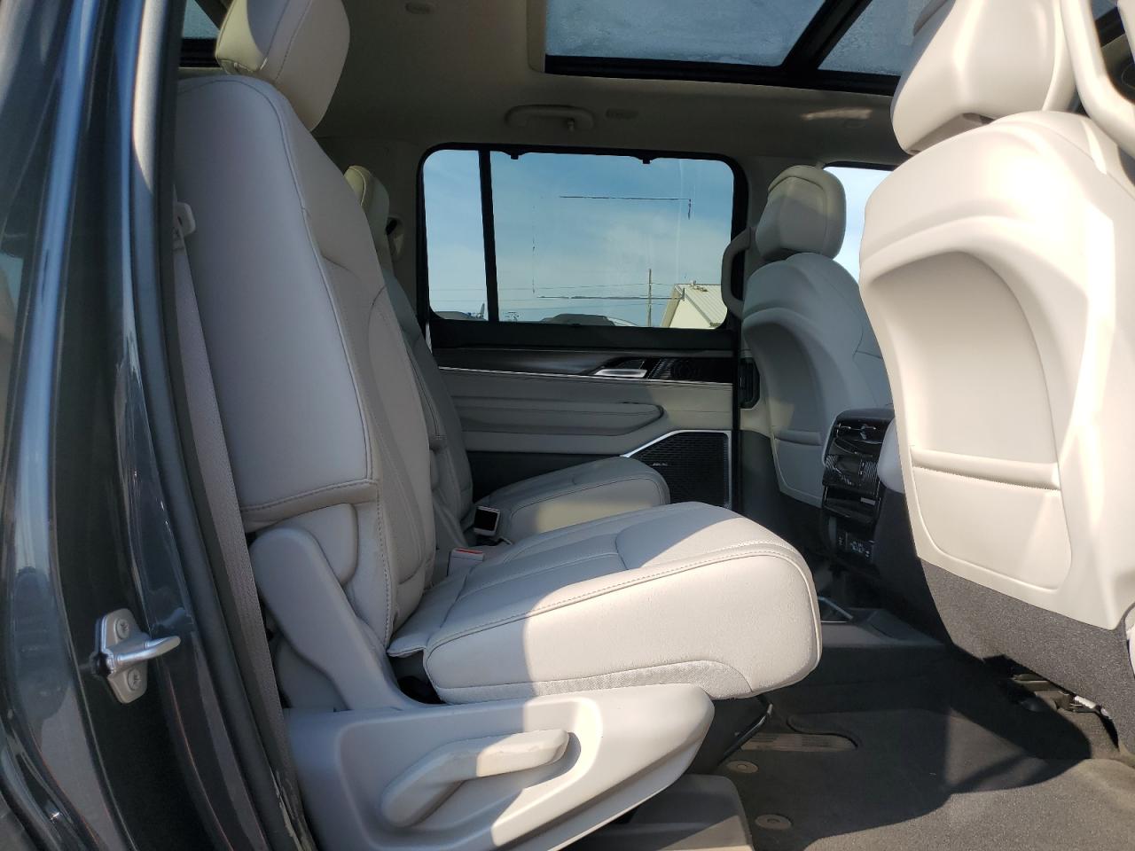 2024 JEEP WAGONEER SERIES II VIN:1C4SJVBP5RS155643