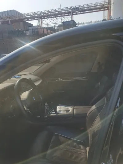 2016 BMW 740 WBA7E4103GGV04921 VIN:WBA7E4103GGV04921