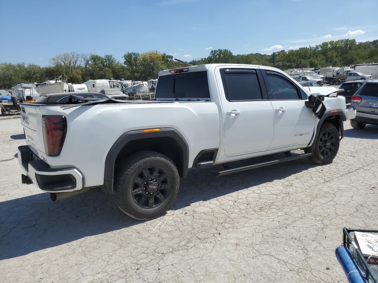 2024 GMC SIERRA K2500 AT4 VIN:1GT49PEY3RF233895