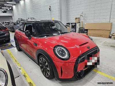 2022 MINI Cooper VIN: