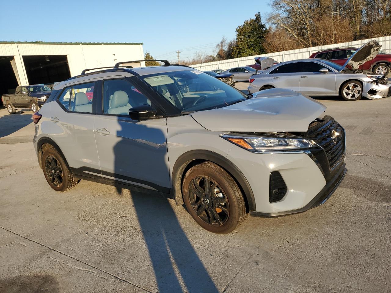 2024 NISSAN KICKS SR VIN:1C3CCBAB1EN238311