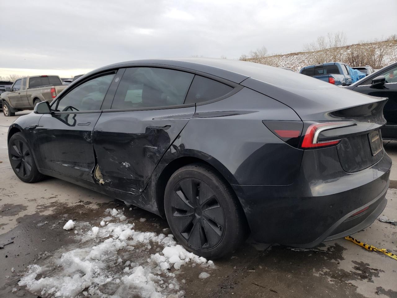 2024 TESLA MODEL 3  VIN:5YJ3E1EB4RF735979