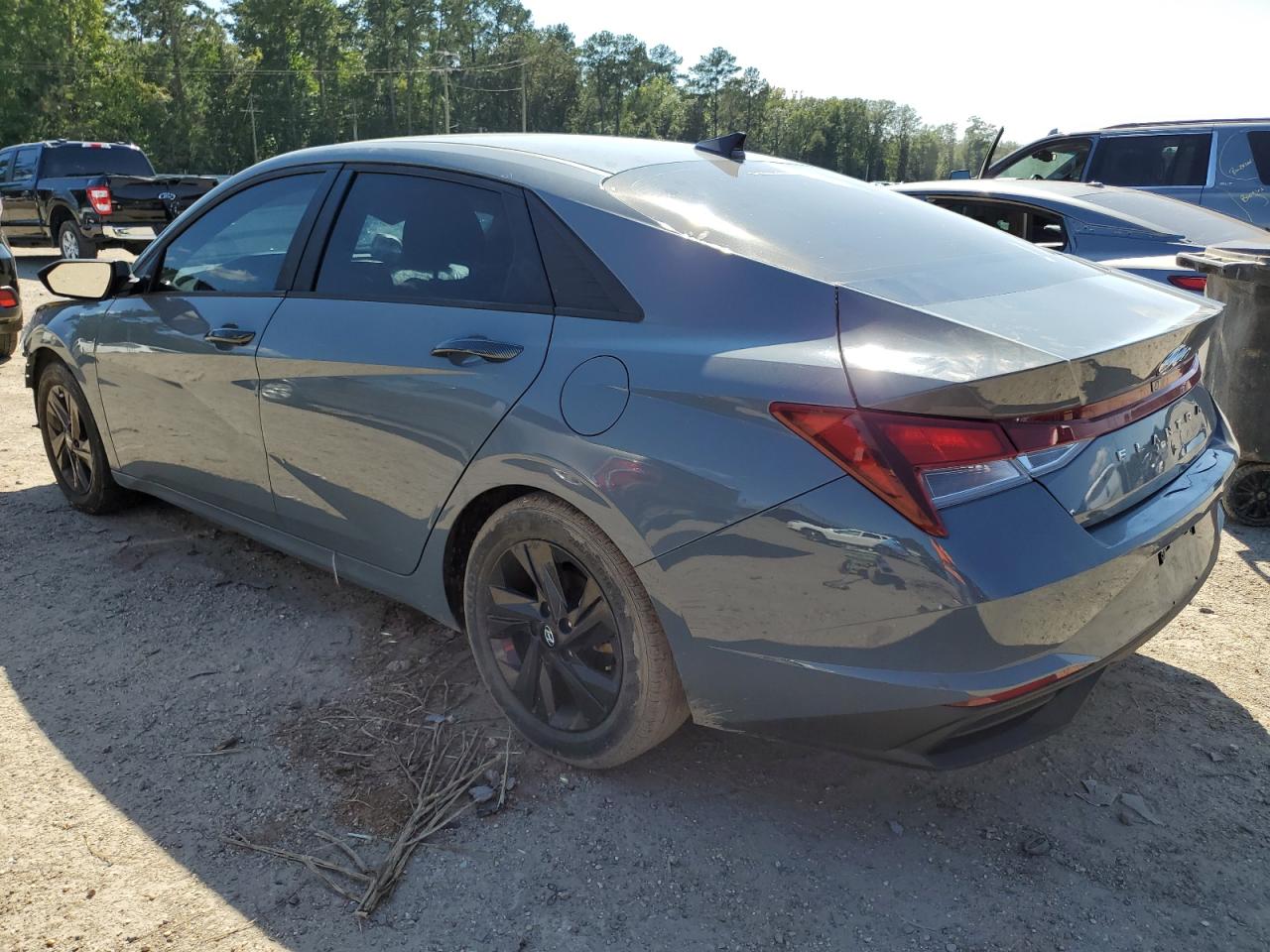 2022 HYUNDAI ELANTRA SEL VIN:KMHLM4AG6NU226043