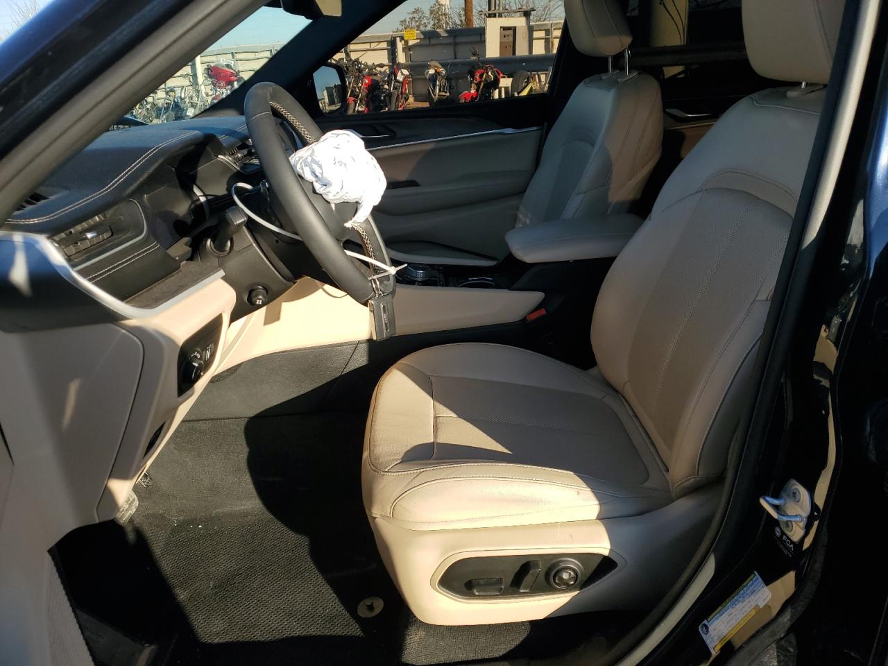 2023 JEEP GRAND CHEROKEE L LIMITED VIN:1C4RJKBG3P8841512