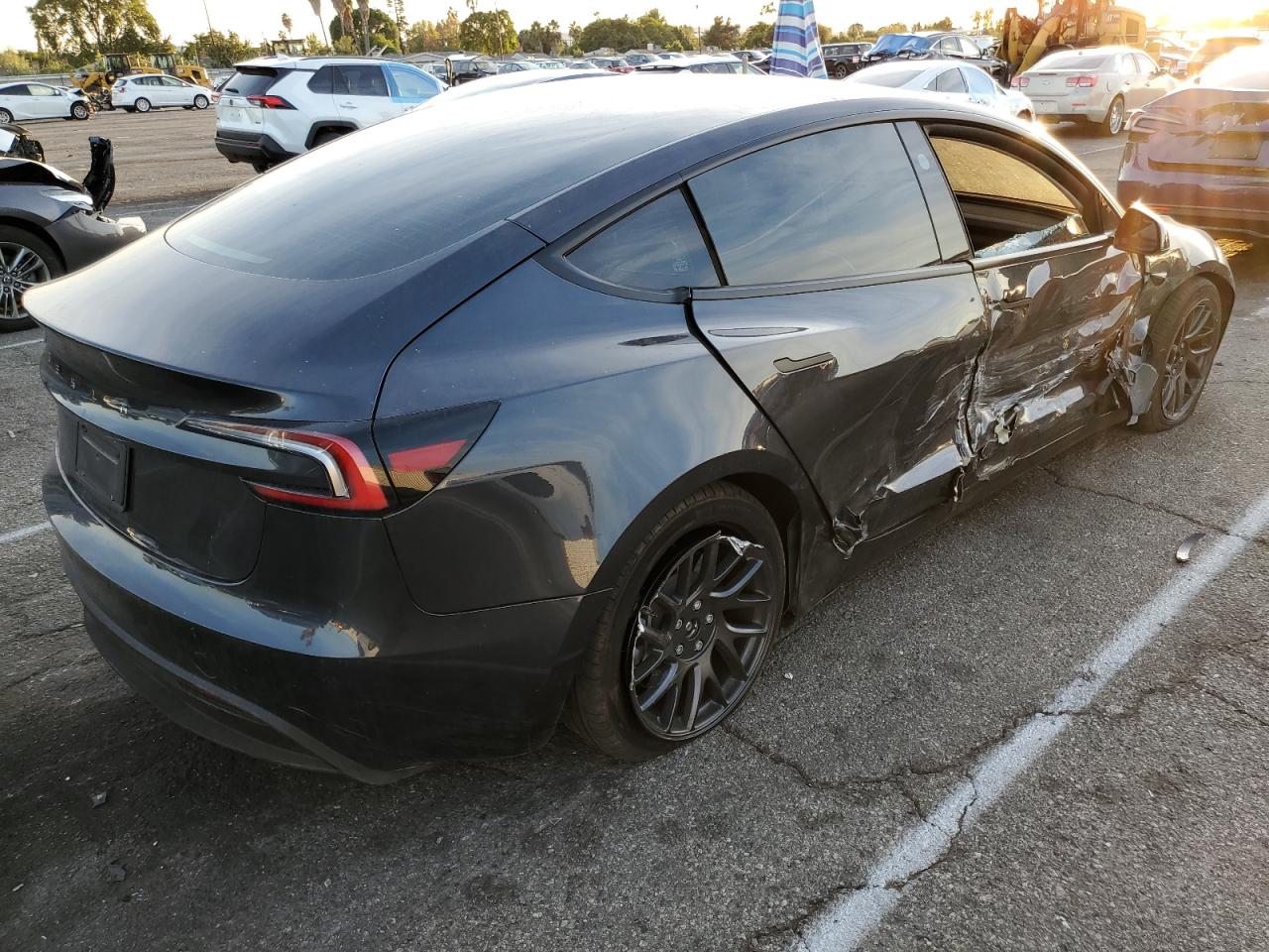 2024 TESLA MODEL 3  VIN:5YJ3E1EA4RF855661