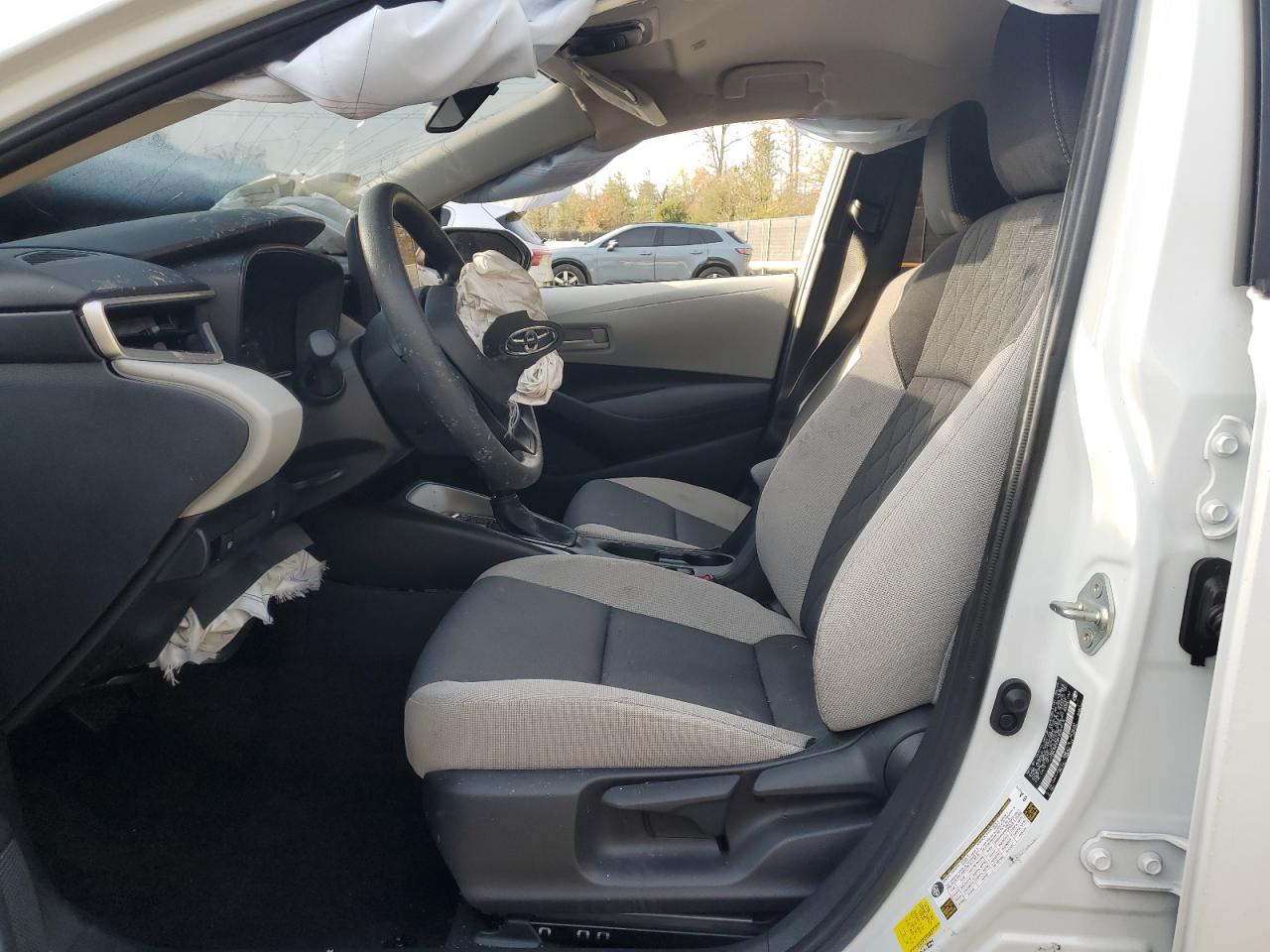 2024 TOYOTA COROLLA LE VIN:JTDBCMFE8R3060615