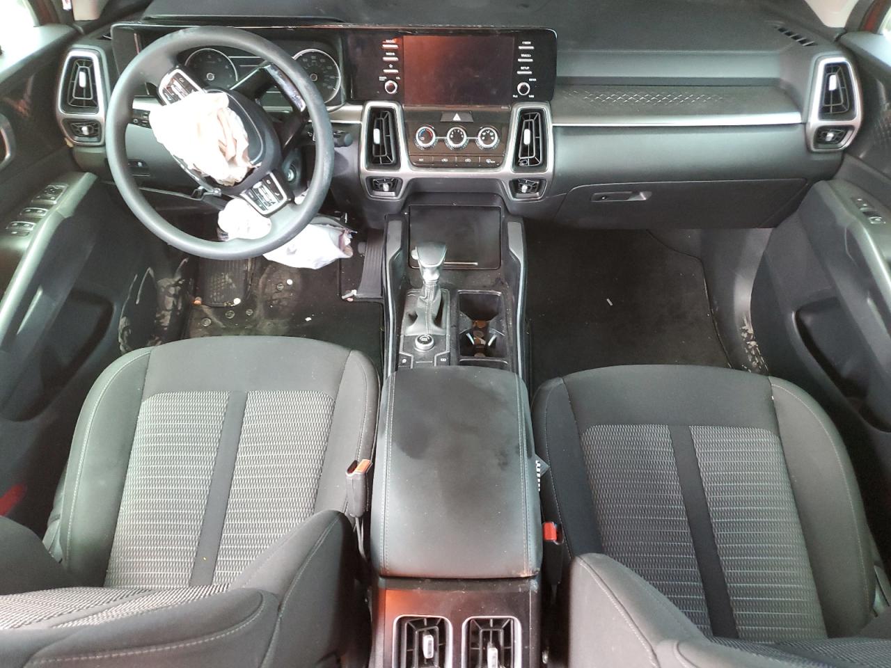 2022 KIA SORENTO LX VIN:5XYRG4LC2NG139130