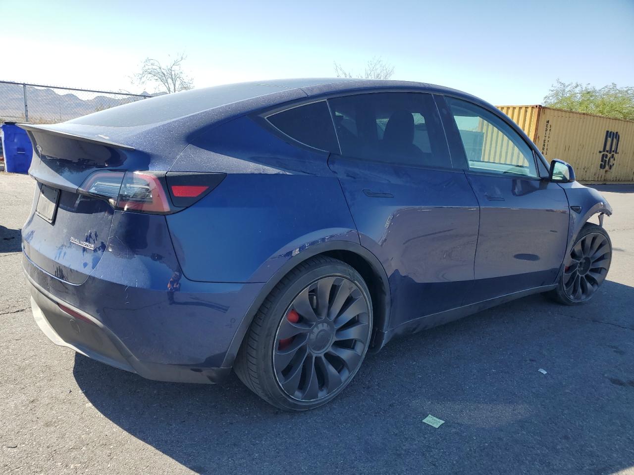 2022 TESLA MODEL Y  VIN:7SAYGDEF8NF328071