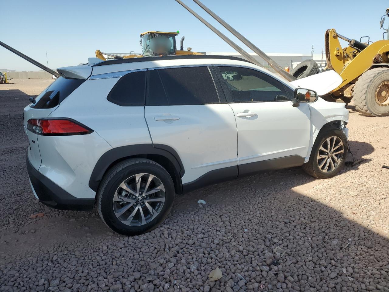 2022 TOYOTA COROLLA CROSS XLE VIN:7MUDAAAG5NV034879