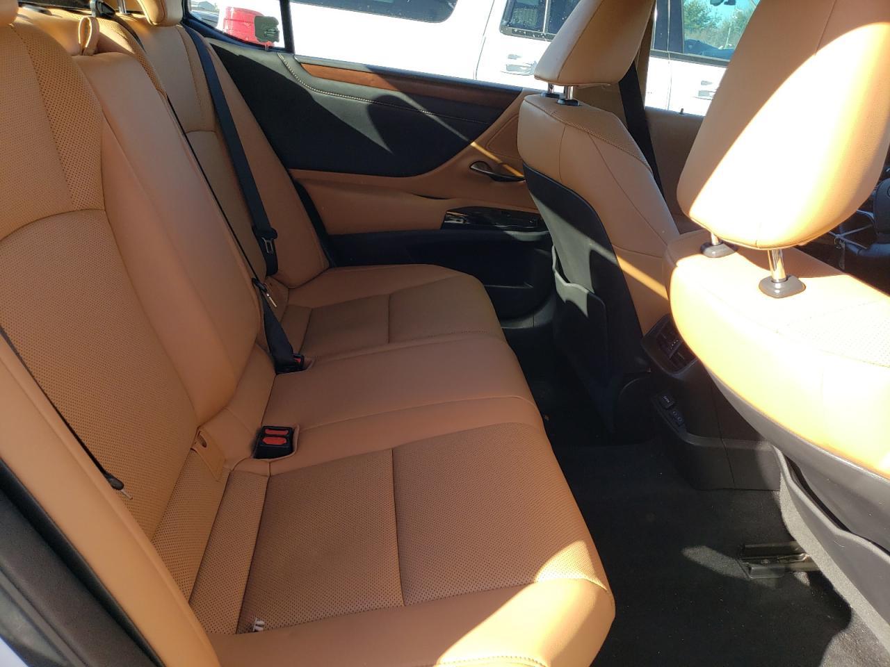 2022 LEXUS ES 300H BASE VIN:58ADA1C13NU014634