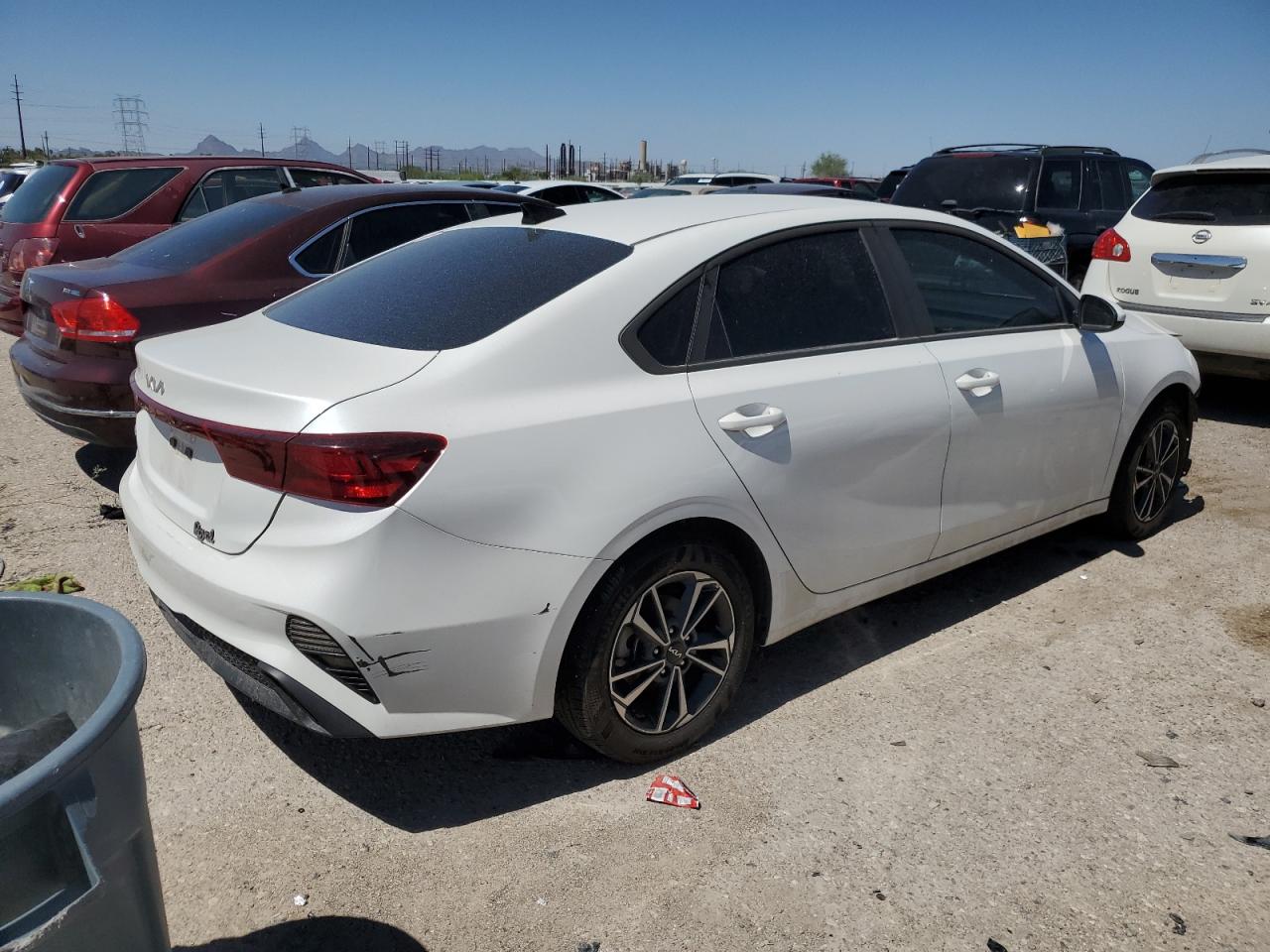 2023 KIA FORTE LX VIN:3KPF24AD0PE692369