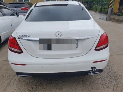 2017 Mercedes-Benz E 220 WDDZF0EB8HA111262 VIN:WDDZF0EB8HA111262