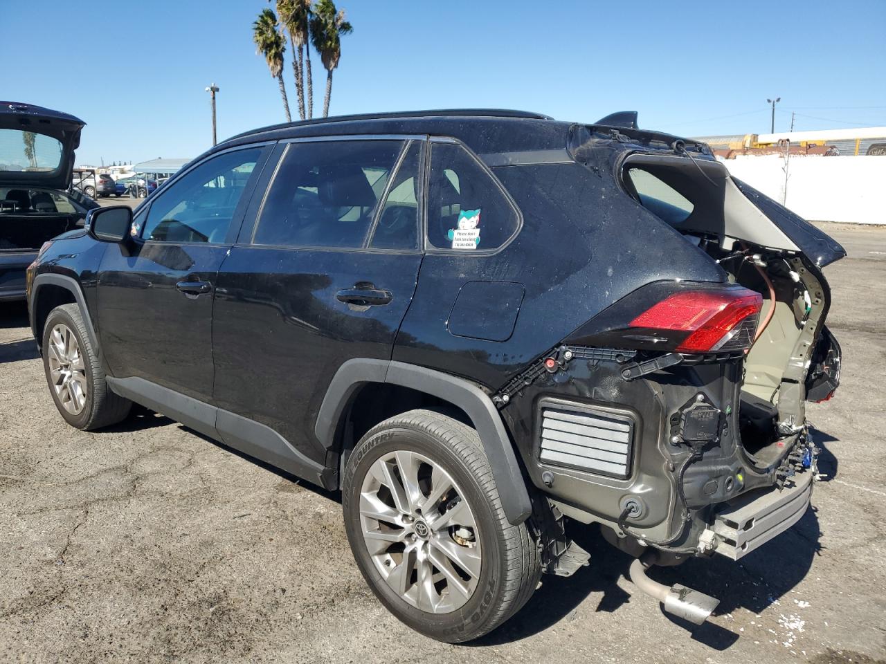 2022 TOYOTA RAV4 XLE PREMIUM VIN:2T3C1RFV5NC196085