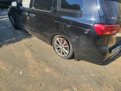 2018 Kia Carnival VIN: